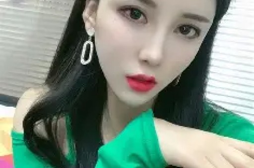 “老赖”艺人活动现场被强制执行：当场还款并抵押汽车