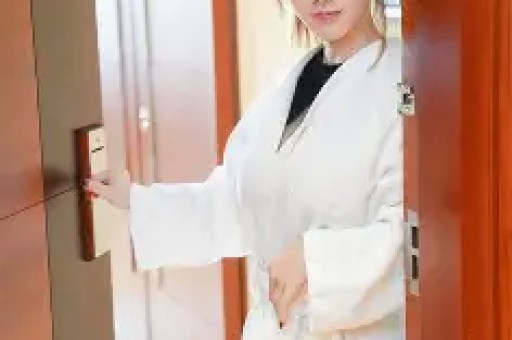 爆4条大瓜！湖南台女主持被曝背高仿、贾玲体重回弹、陈好疑怀四胎沈腾再遭百花冷遇