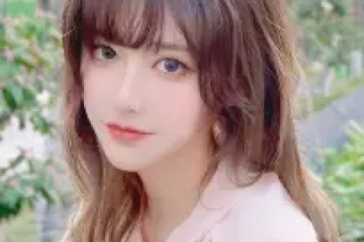 网红黄一鸣账号被封：从自曝未婚生女到遛狗冲突网红生涯大翻车