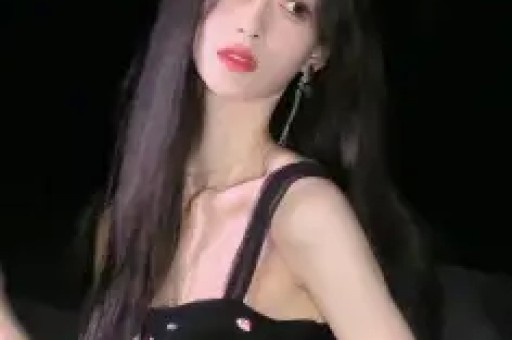 丈夫暴雷后53岁董卿再迎人生噩耗淡出央视原因早已真相大白