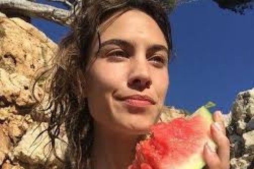 娱乐圈一天爆三大离谱瓜：宋祖儿刘宇宁疑似恋爱赵子琪怒怼节目组李楷灿机场被抓！